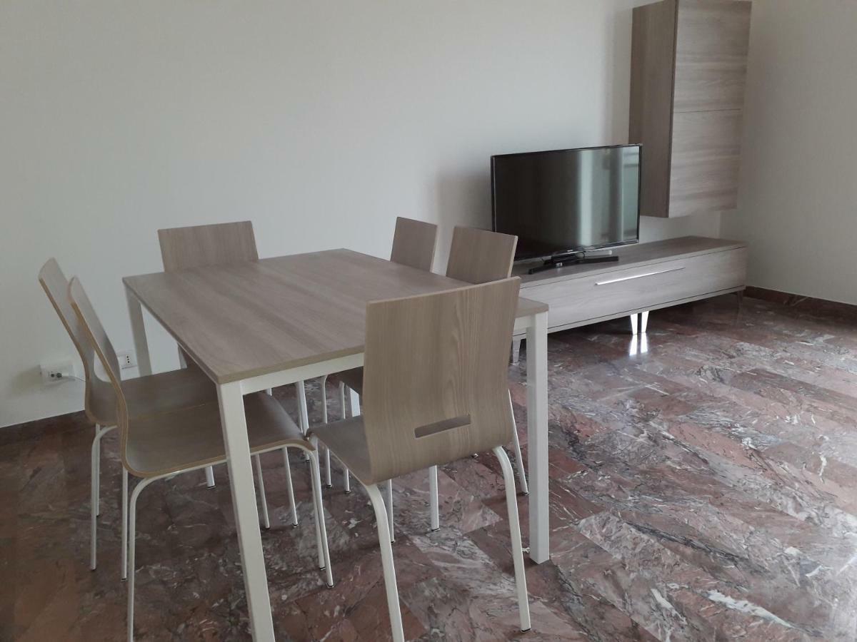 Appartamento Al Corso - Only Family Местре Екстериор снимка